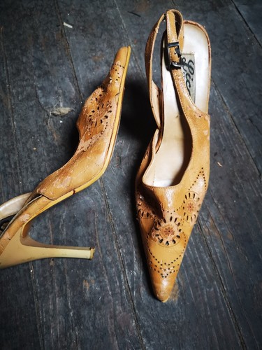 Kaputte schuhe highheels - kaputte,